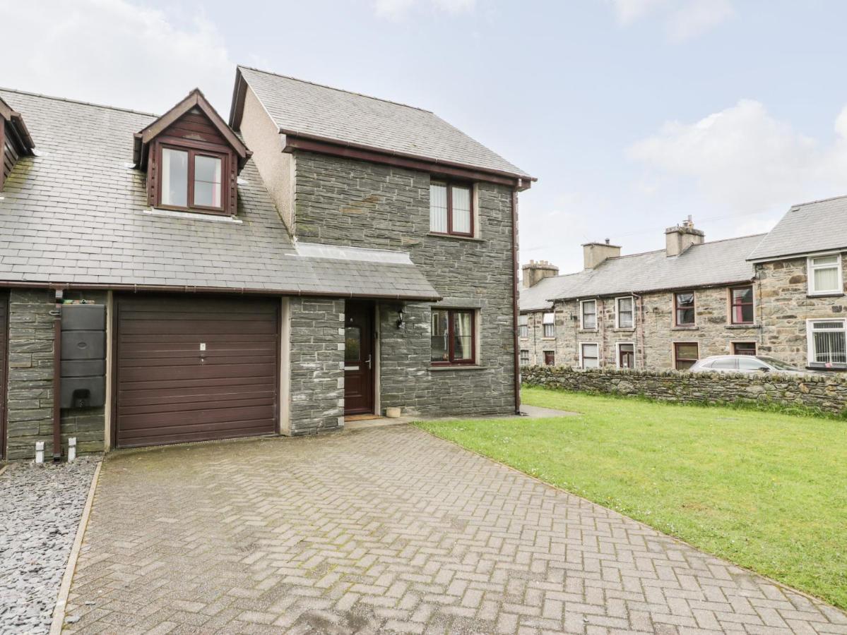 6 Stad Yr Ysgol Blaenau Ffestiniog Exterior foto